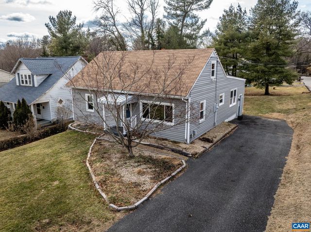 112 LEE ST, Staunton, VA 24401