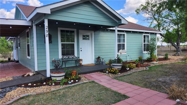 298 County Road 3052, Orange Grove, TX 78372