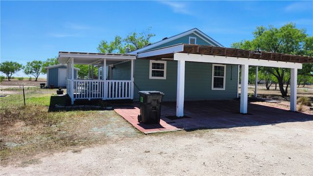 298 County Road 3052, Orange Grove, TX 78372