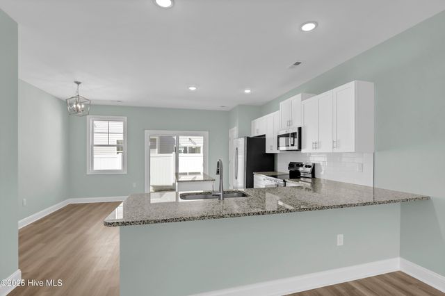 317 Starfish Lane, Sneads Ferry, NC 28460