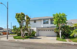 245 Palmer St., Costa Mesa, CA 92627