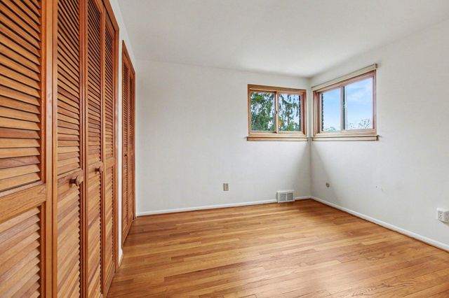 2153 Independence Boulevard, Ann Arbor, MI 48104