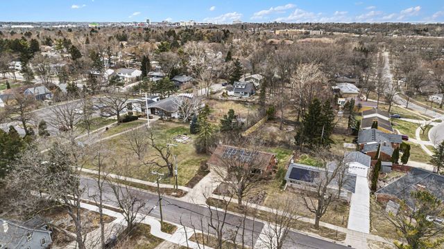 2153 Independence Boulevard, Ann Arbor, MI 48104