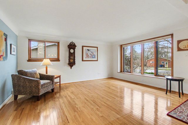 2153 Independence Boulevard, Ann Arbor, MI 48104