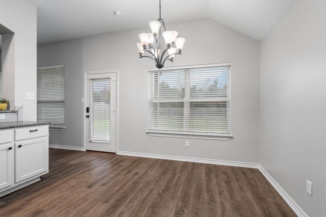 151 Birdsong Lane, Terrell, TX 75160