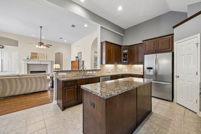 2209 Stonehenge Lane, Lewisville, TX 75056