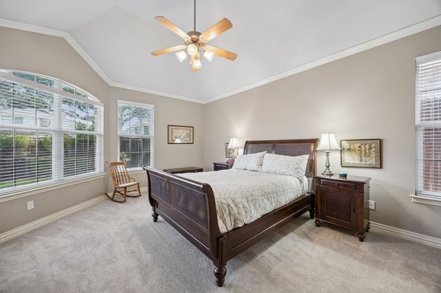 2209 Stonehenge Lane, Lewisville, TX 75056