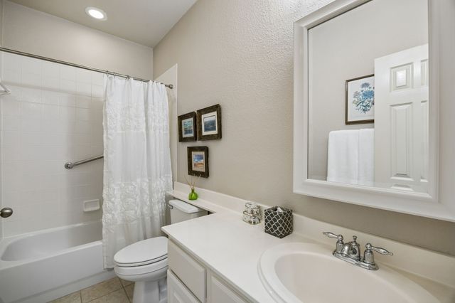 2209 Stonehenge Lane, Lewisville, TX 75056