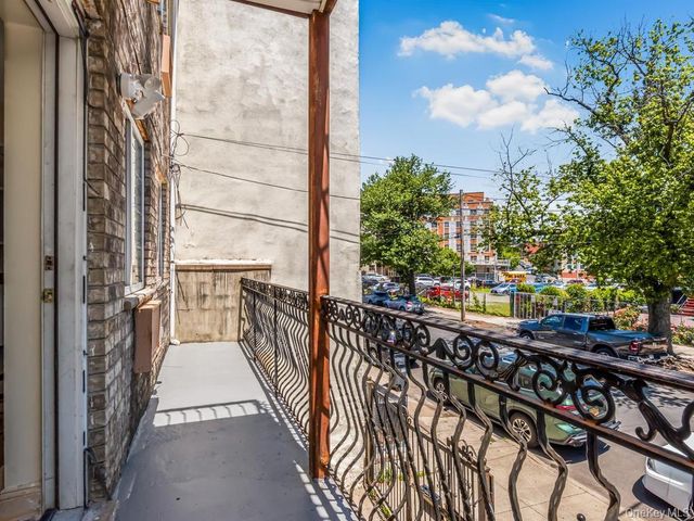 1987 Cruger Avenue, Bronx, NY 10462