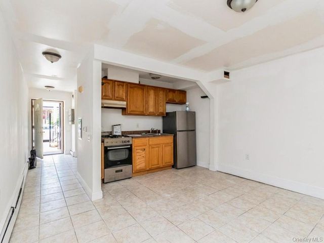 1987 Cruger Avenue, Bronx, NY 10462