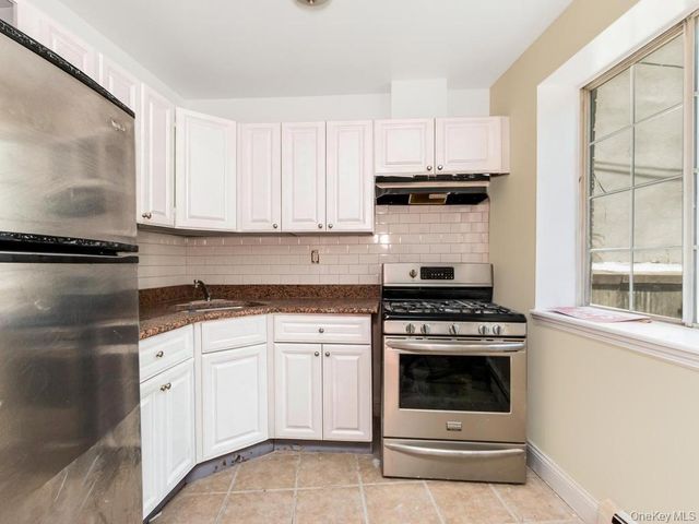1987 Cruger Avenue, Bronx, NY 10462