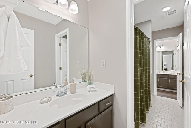 480 W Sanga Circle, Memphis, TN 38018