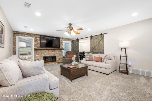 480 W Sanga Circle, Memphis, TN 38018