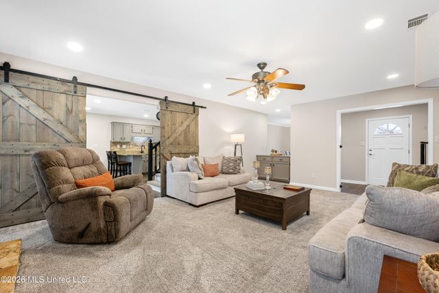 480 W Sanga Circle, Memphis, TN 38018