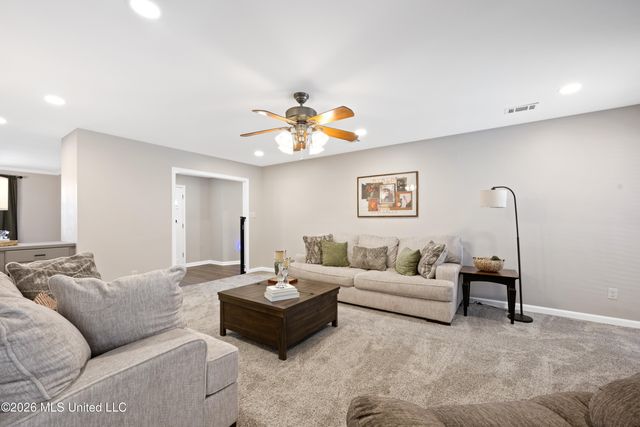 480 W Sanga Circle, Memphis, TN 38018