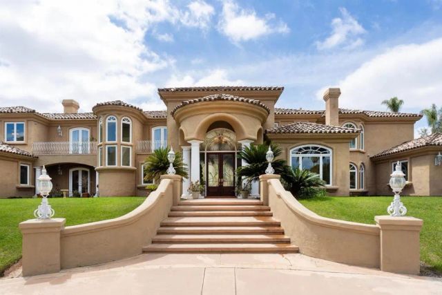 13645 Paseo De La Huerta, Poway, CA 92064