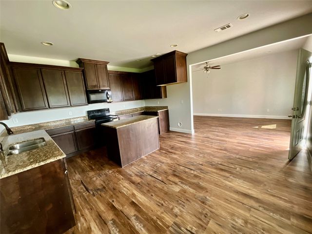 4705 Henry Street, Greenville, TX 75401