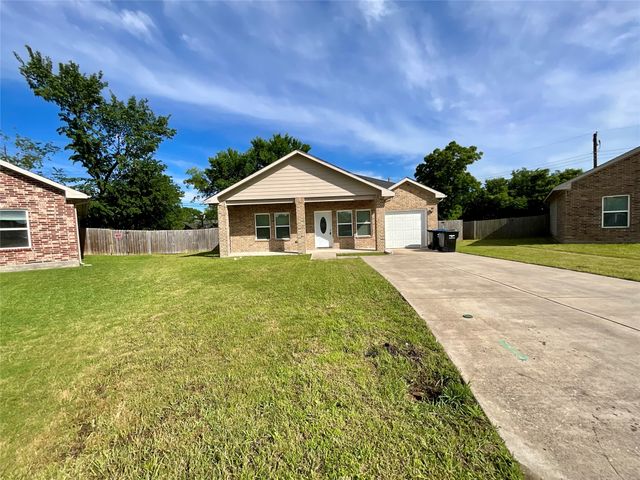 4705 Henry Street, Greenville, TX 75401