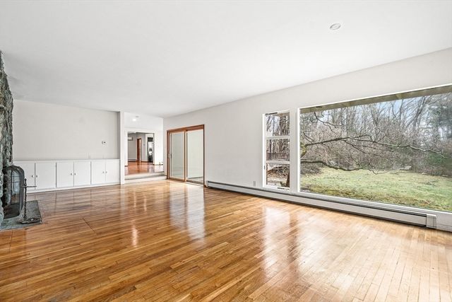 583 Gay St, Westwood, MA 02090