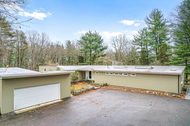 583 Gay St, Westwood, MA 02090