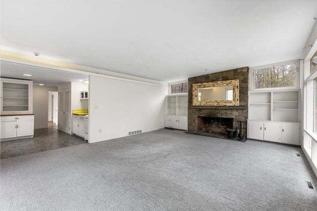 583 Gay St, Westwood, MA 02090