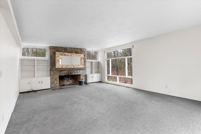 583 Gay St, Westwood, MA 02090