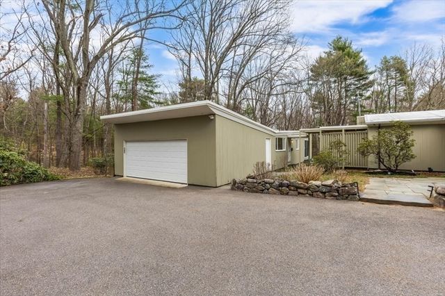 583 Gay St, Westwood, MA 02090