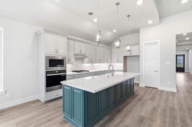 17732 Gold Saddle Lane, Magnolia, TX 77354