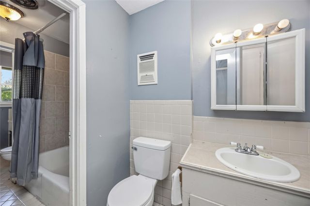 6929 Hoffman Street, Houston, TX 77028