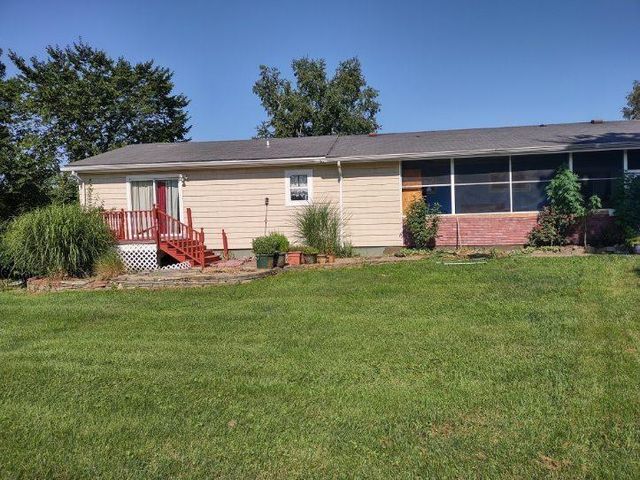 482 State Route 32 N, New Paltz, NY 12561