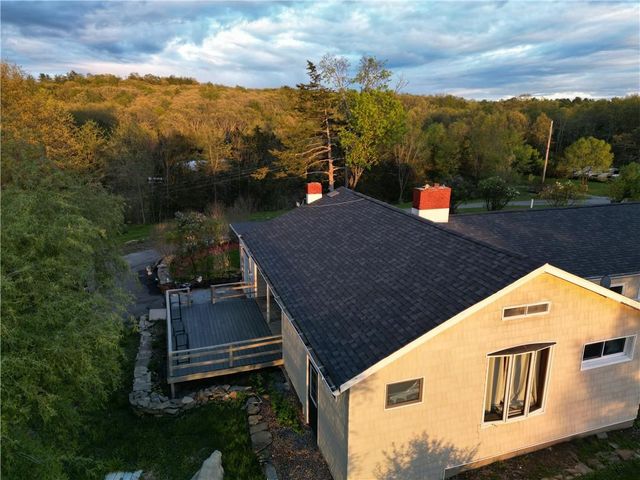 482 State Route 32 N, New Paltz, NY 12561