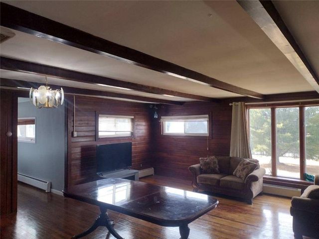 482 State Route 32 N, New Paltz, NY 12561