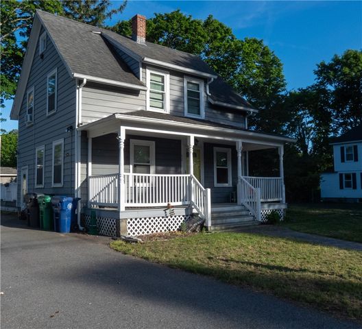 52 Heights Avenue, Warwick, RI 02889