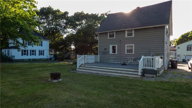 52 Heights Avenue, Warwick, RI 02889