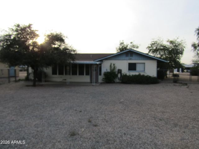 1417 N 67th Street, Mesa, AZ 85205