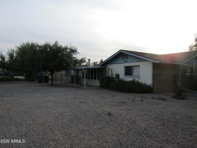 1417 N 67th Street, Mesa, AZ 85205