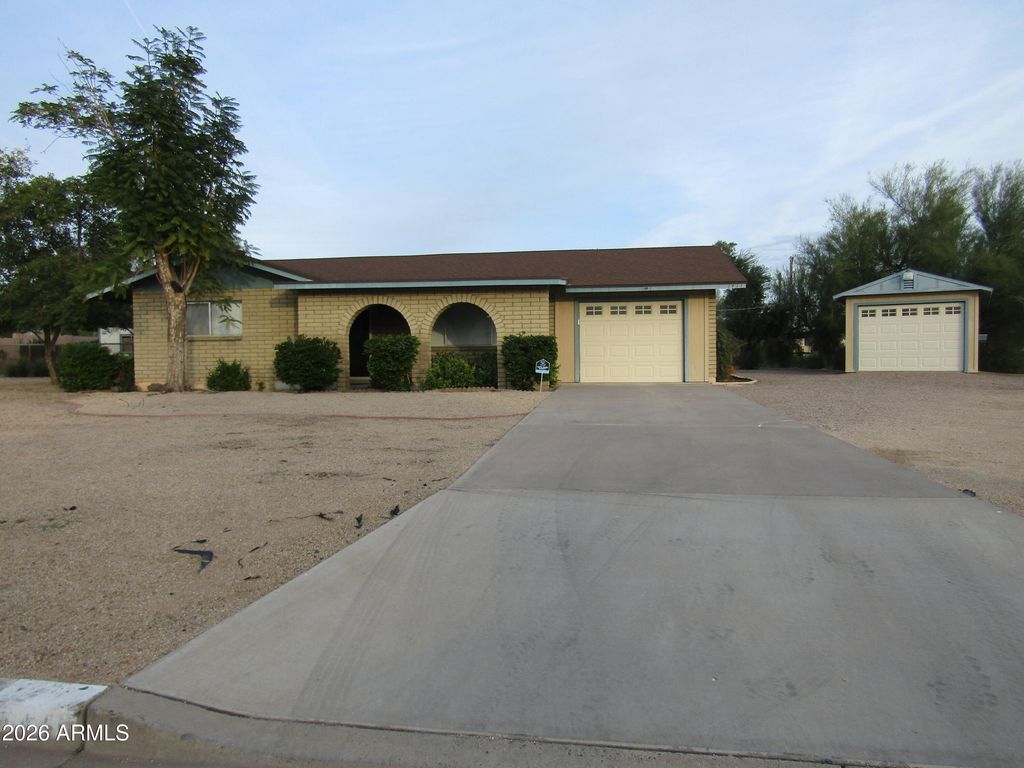 1417 N 67th Street, Mesa, AZ 85205