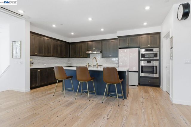 5680 Central Pkwy 201, Dublin, CA 94568