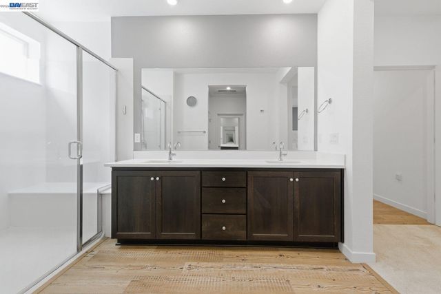 5680 Central Pkwy 201, Dublin, CA 94568