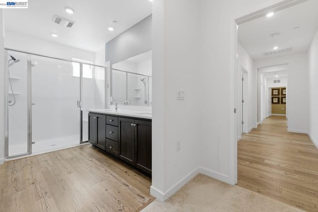 5680 Central Pkwy 201, Dublin, CA 94568