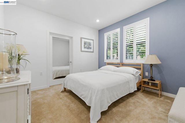 5680 Central Pkwy 201, Dublin, CA 94568