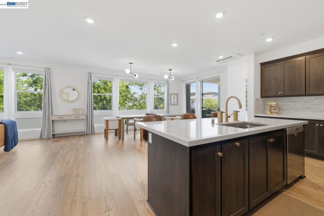 5680 Central Pkwy 201, Dublin, CA 94568