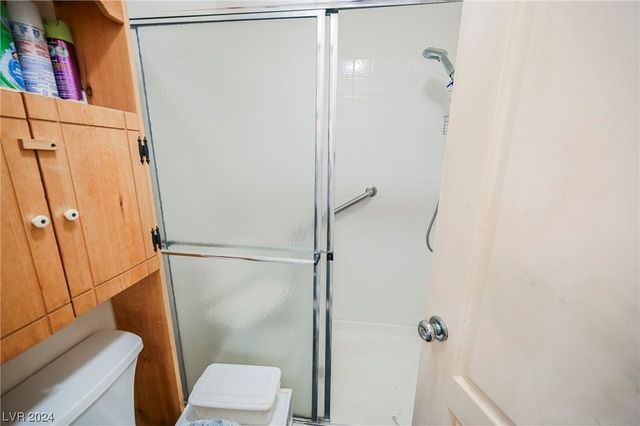 6092 Golden Nectar Way, Las Vegas, NV 89142