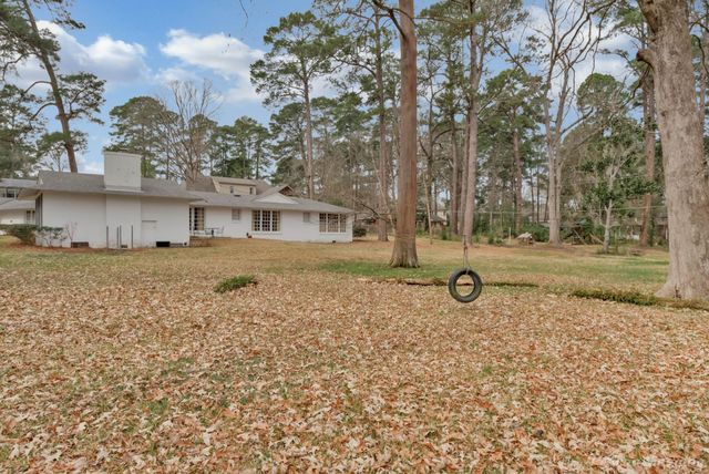 514 Pierremont Circle, Shreveport, LA 71106