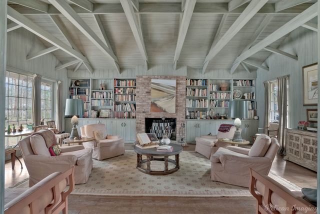 514 Pierremont Circle, Shreveport, LA 71106