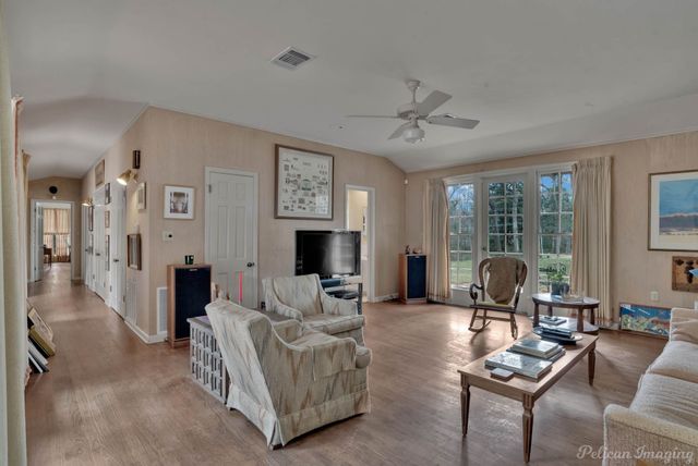 514 Pierremont Circle, Shreveport, LA 71106