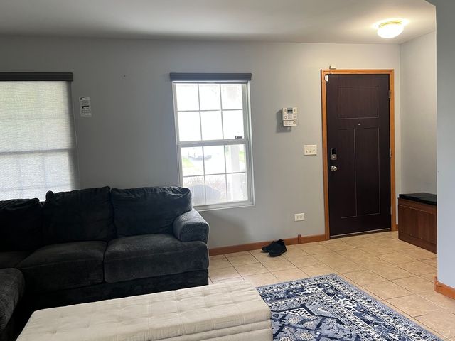 2417 Fleetwood Drive, Joliet, IL 60432