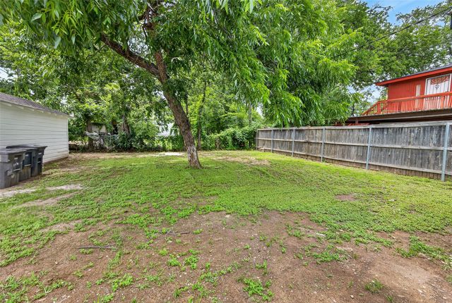 3220 Illinois Avenue, Fort Worth, TX 76110