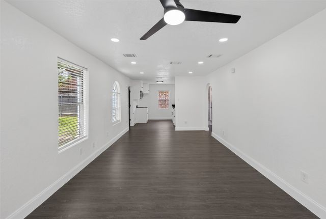 3220 Illinois Avenue, Fort Worth, TX 76110