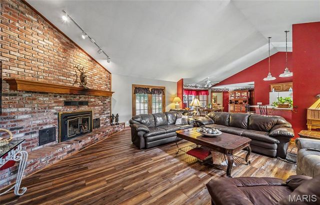 1819 Madison 234, Fredericktown, MO 63645